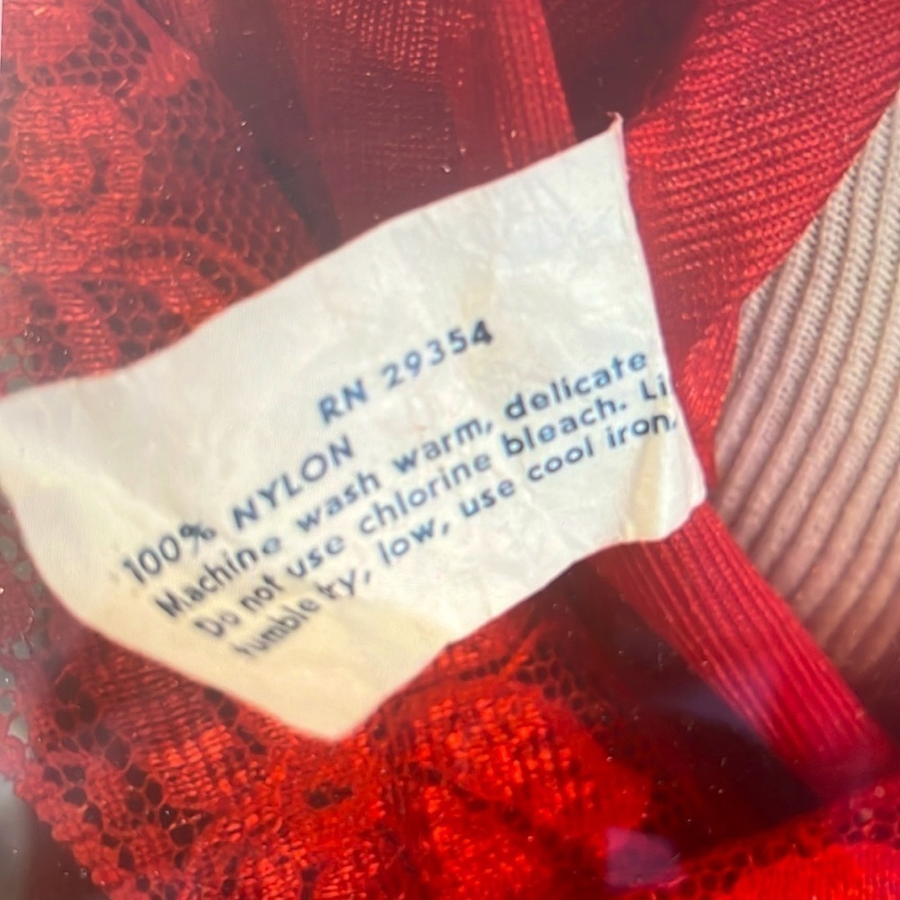 Glencraft Red Nylon Lace Nightgown Small - Picture 8 of 8